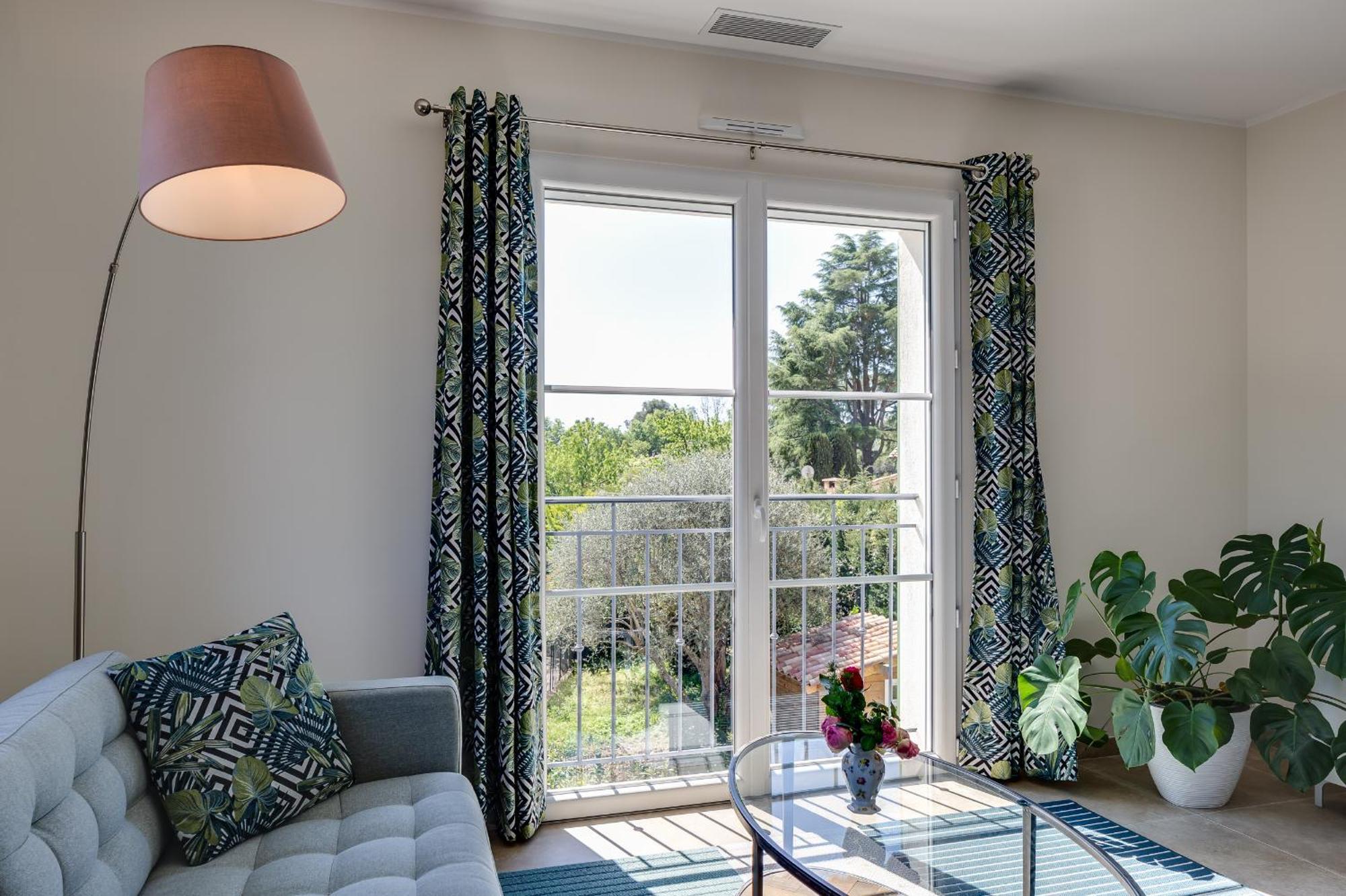 Luxurious And Spacious Apartment In The Heart Of The Cote D'Azur ロックフォール・レ・パン エクステリア 写真