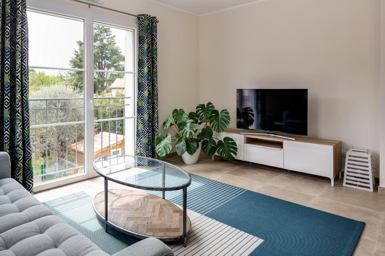Luxurious And Spacious Apartment In The Heart Of The Cote D'Azur ロックフォール・レ・パン エクステリア 写真